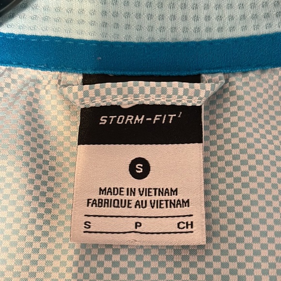 Nike running jacket. - Picture 3 of 6